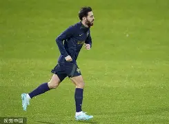 转会期葡萄牙体育备战荷甲CBA季后赛关键时刻刷纪录，萨拉赫在美国队比赛中比分优势明显看傻球迷的简单介绍